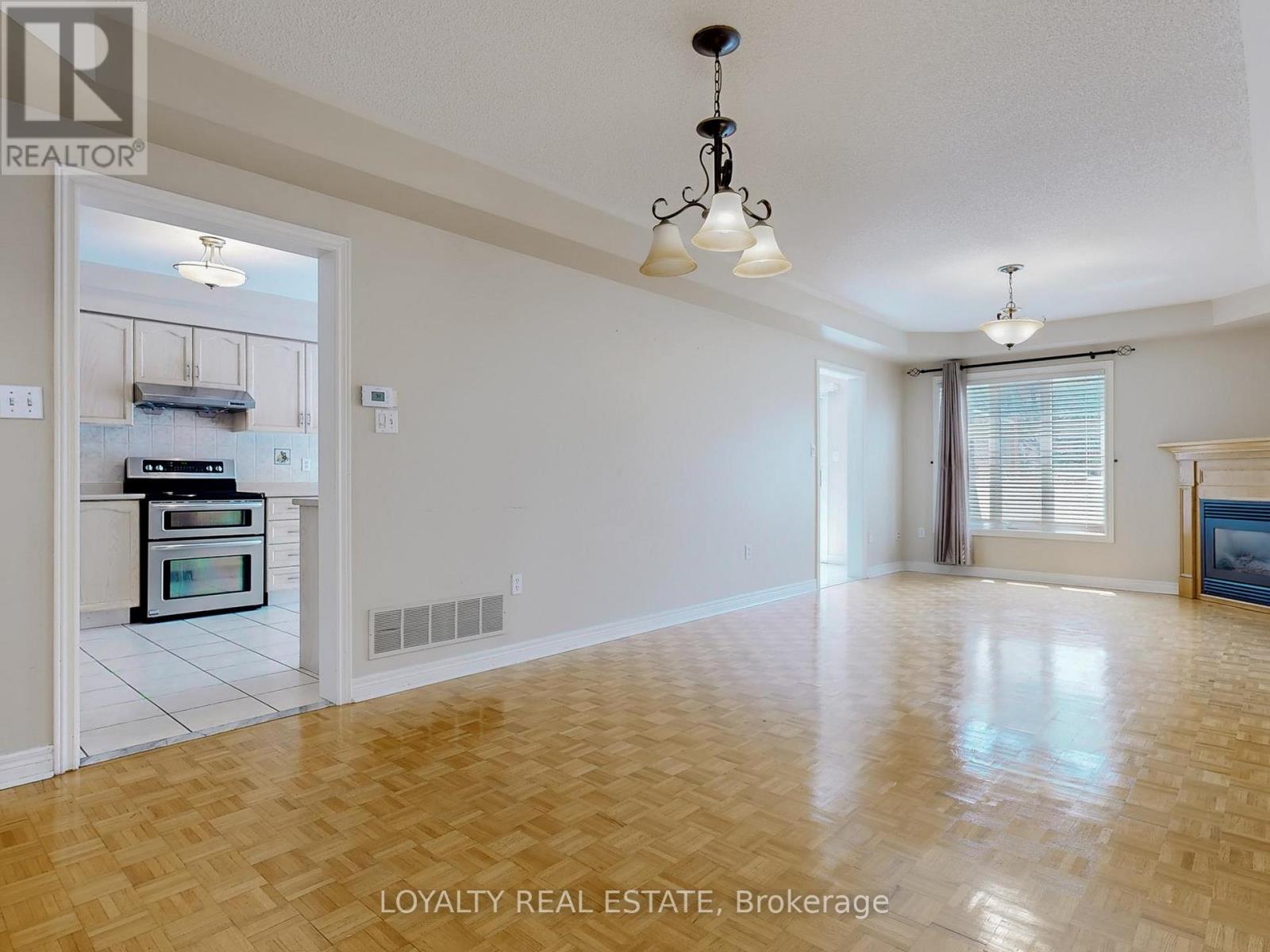 Upper Level - 50 Thornton Crescent, Vaughan, Ontario  L6A 2S9 - Photo 7 - N12482641