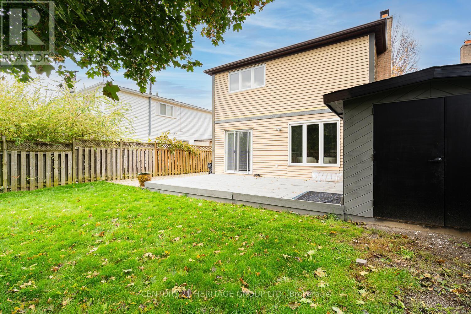 23 Merrylyn Drive, Richmond Hill, Ontario  L4C 5B1 - Photo 44 - N12482648