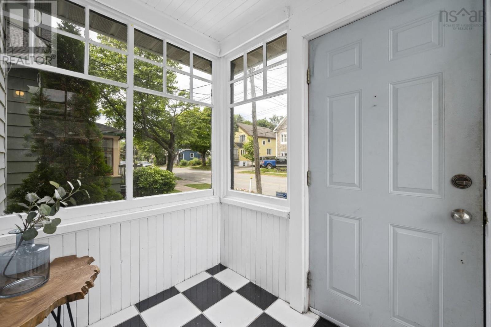 5658 Duffus Street, Halifax, Nova Scotia  B3K 2M6 - Photo 2 - 202517677