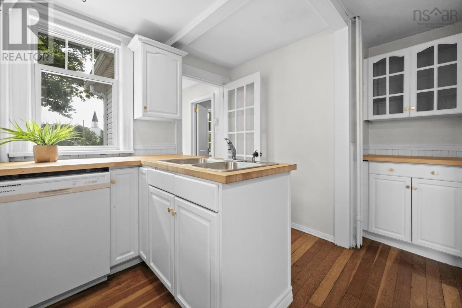 5658 Duffus Street, Halifax, Nova Scotia  B3K 2M6 - Photo 18 - 202517677