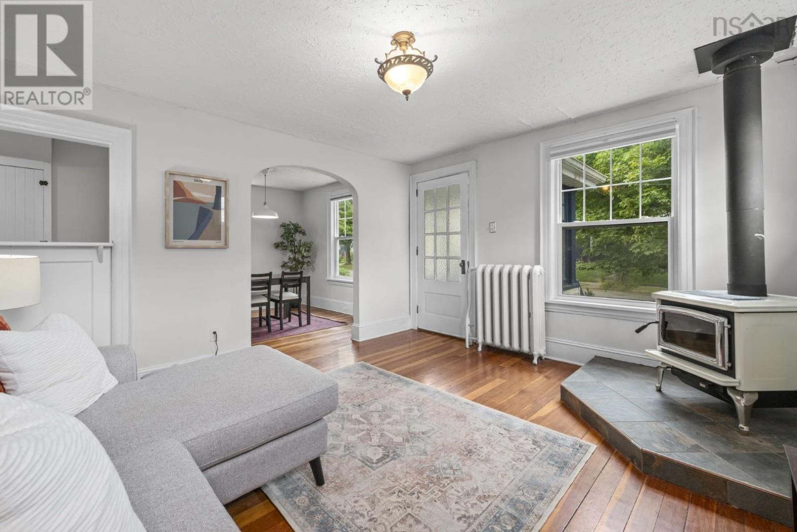 5658 Duffus Street, Halifax, Nova Scotia  B3K 2M6 - Photo 6 - 202517677