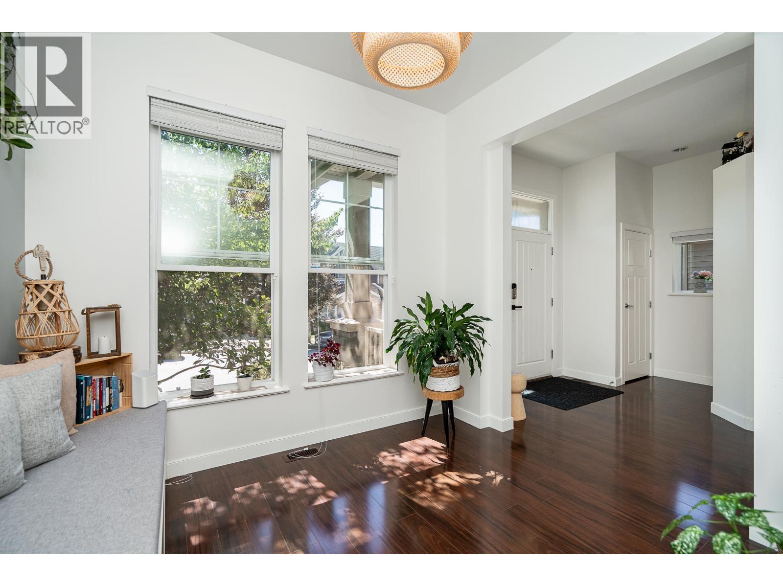 3381 Watkins Avenue, Coquitlam, British Columbia  V3E 0B3 - Photo 11 - R3046895