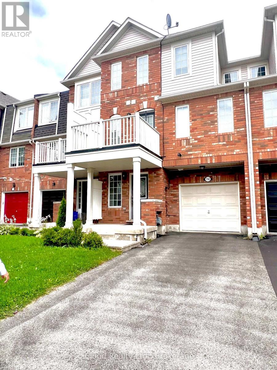 732 Shortreed Crescent, Milton, Ontario  L9T 0E8 - Photo 2 - W12482636