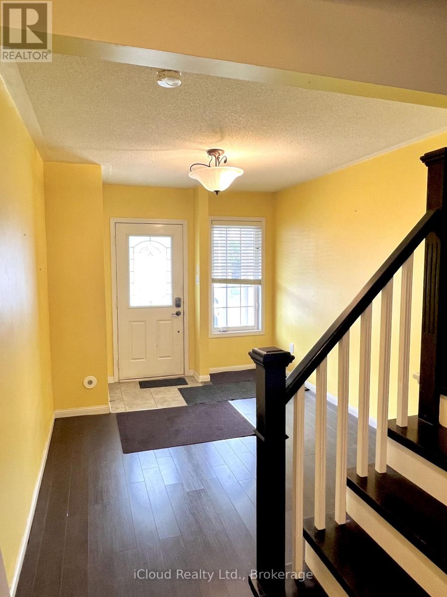 732 Shortreed Crescent, Milton, Ontario  L9T 0E8 - Photo 6 - W12482636