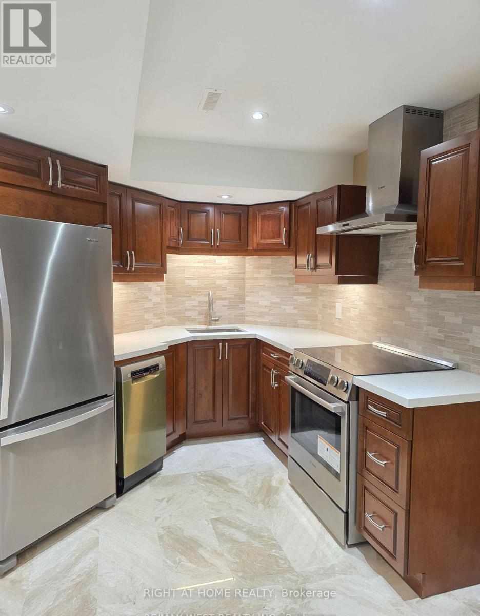 4602 Pemmican Trail, Mississauga, Ontario  L4Z 2M1 - Photo 18 - W12482649
