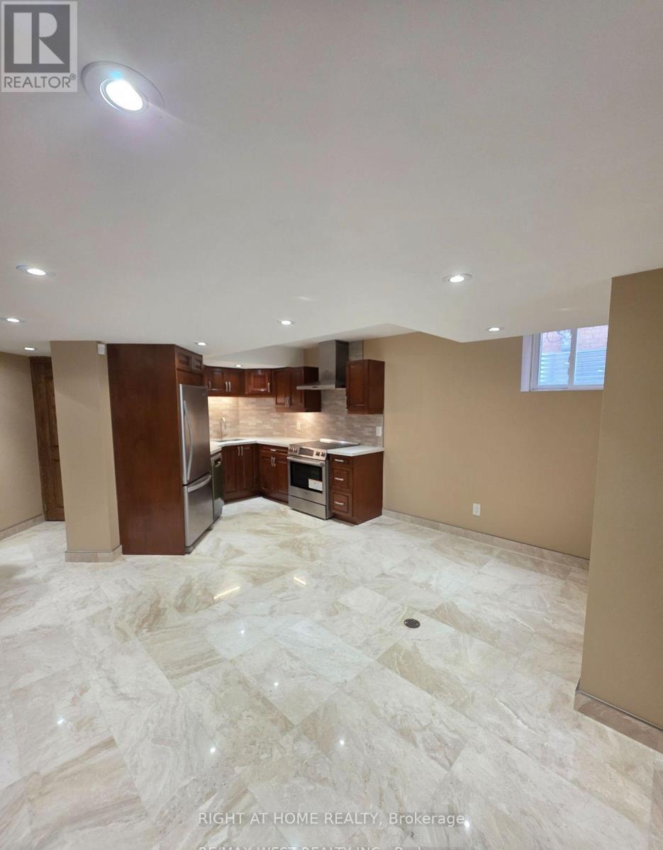 4602 Pemmican Trail, Mississauga, Ontario  L4Z 2M1 - Photo 20 - W12482649