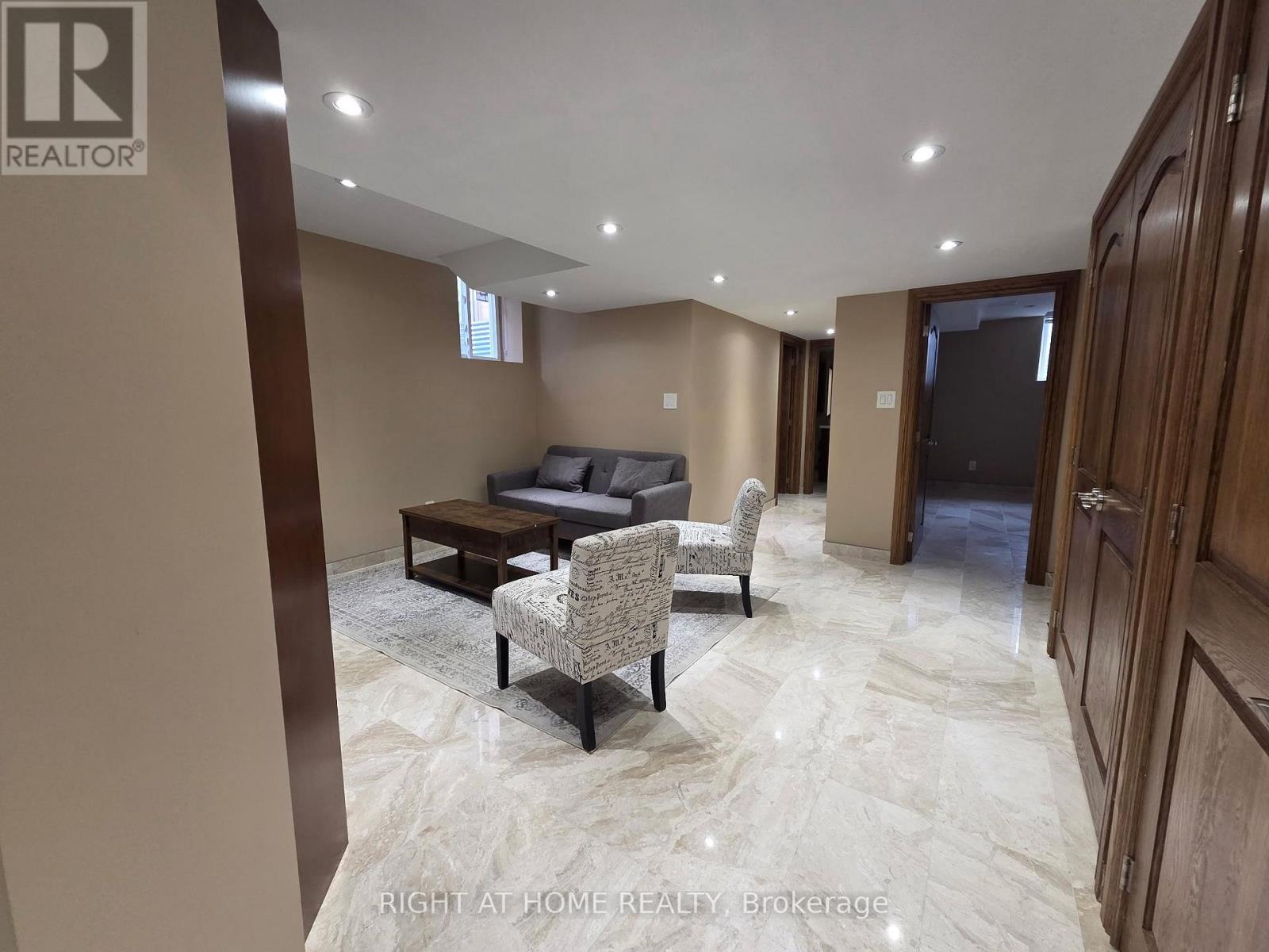 4602 Pemmican Trail, Mississauga, Ontario  L4Z 2M1 - Photo 3 - W12482649
