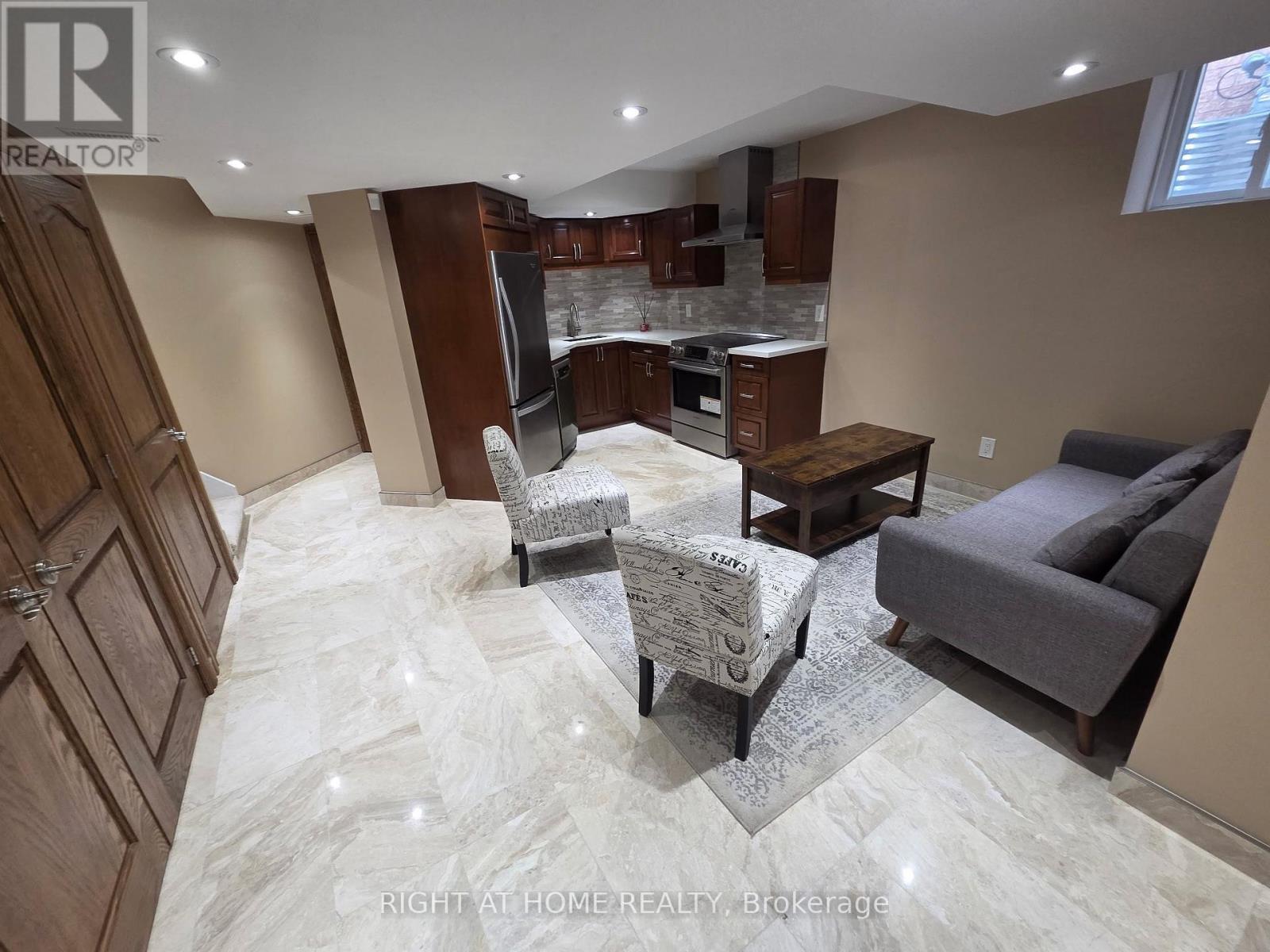4602 Pemmican Trail, Mississauga, Ontario  L4Z 2M1 - Photo 4 - W12482649