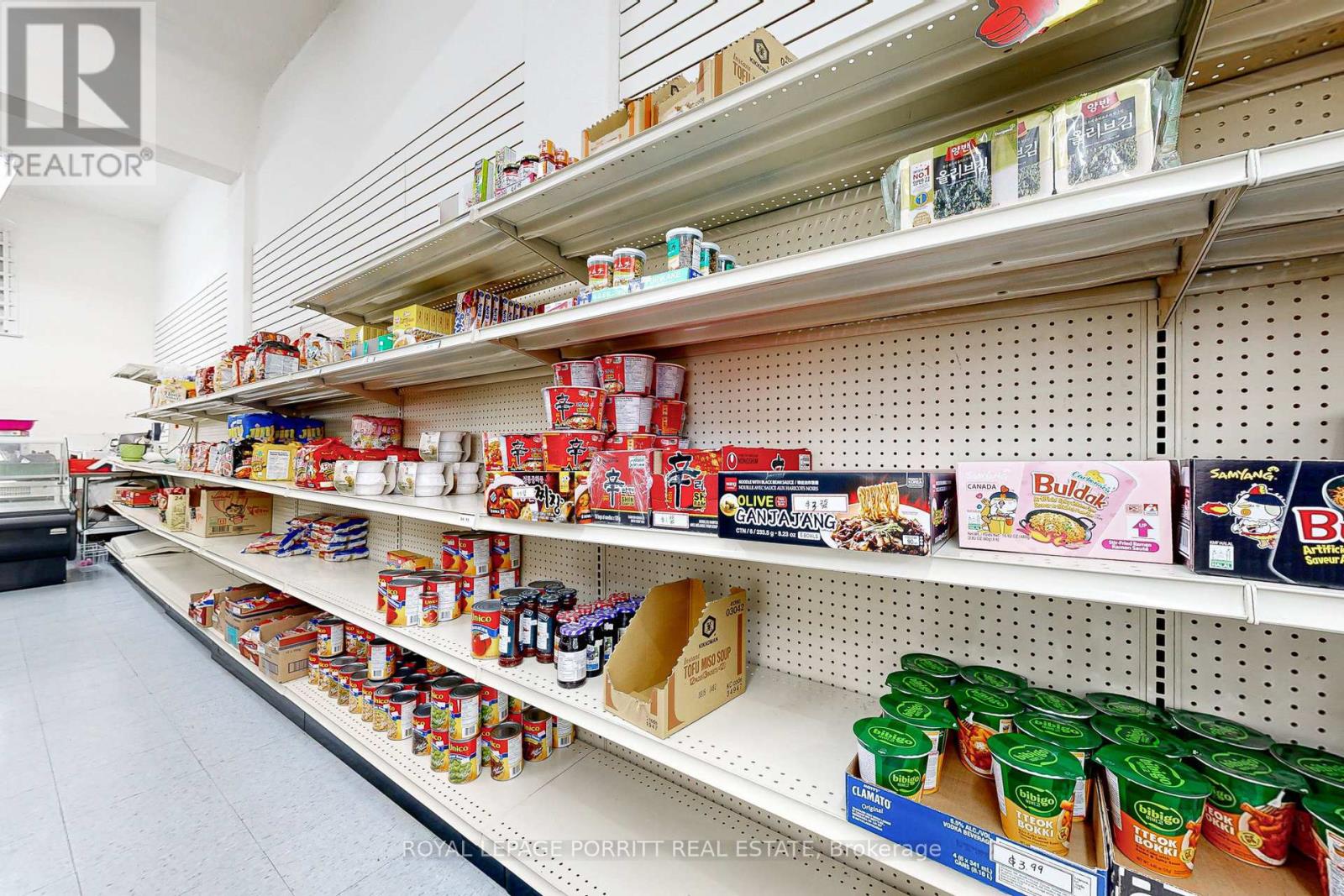 3391 Lake Shore Boulevard W, Toronto, Ontario  M8W 1N2 - Photo 12 - W12482651