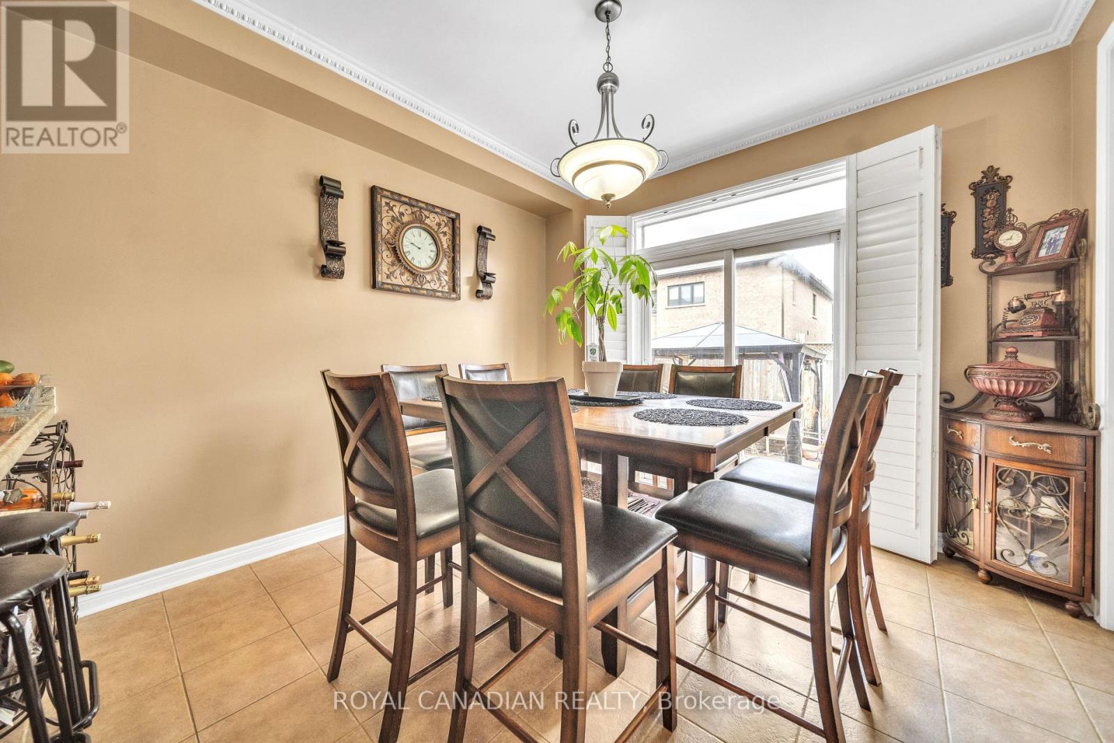 24 Powell Drive, Brampton, Ontario  L6R 0L1 - Photo 14 - W12482659