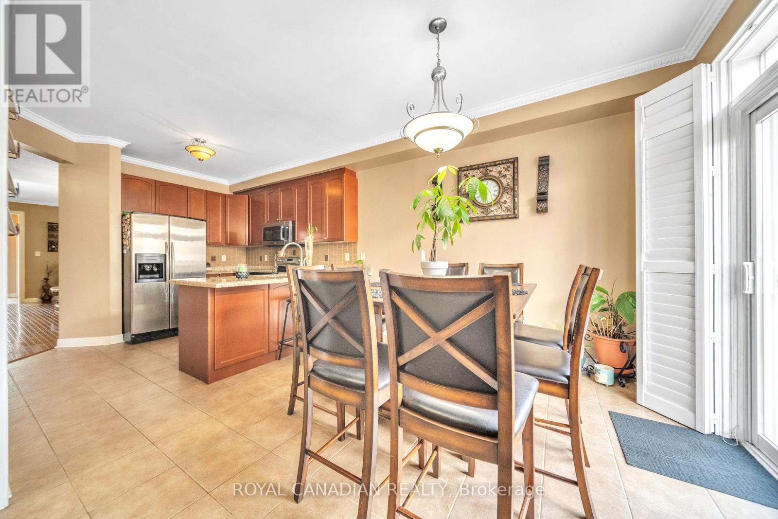 24 Powell Drive, Brampton, Ontario  L6R 0L1 - Photo 17 - W12482659