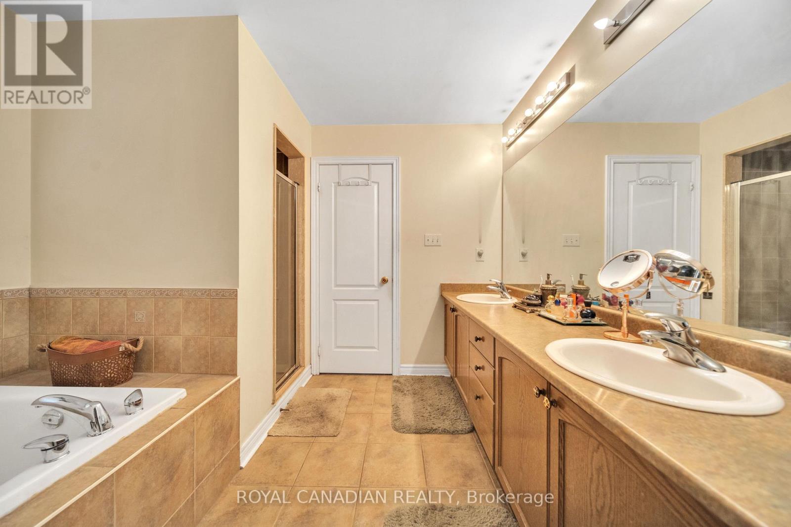 24 Powell Drive, Brampton, Ontario  L6R 0L1 - Photo 28 - W12482659