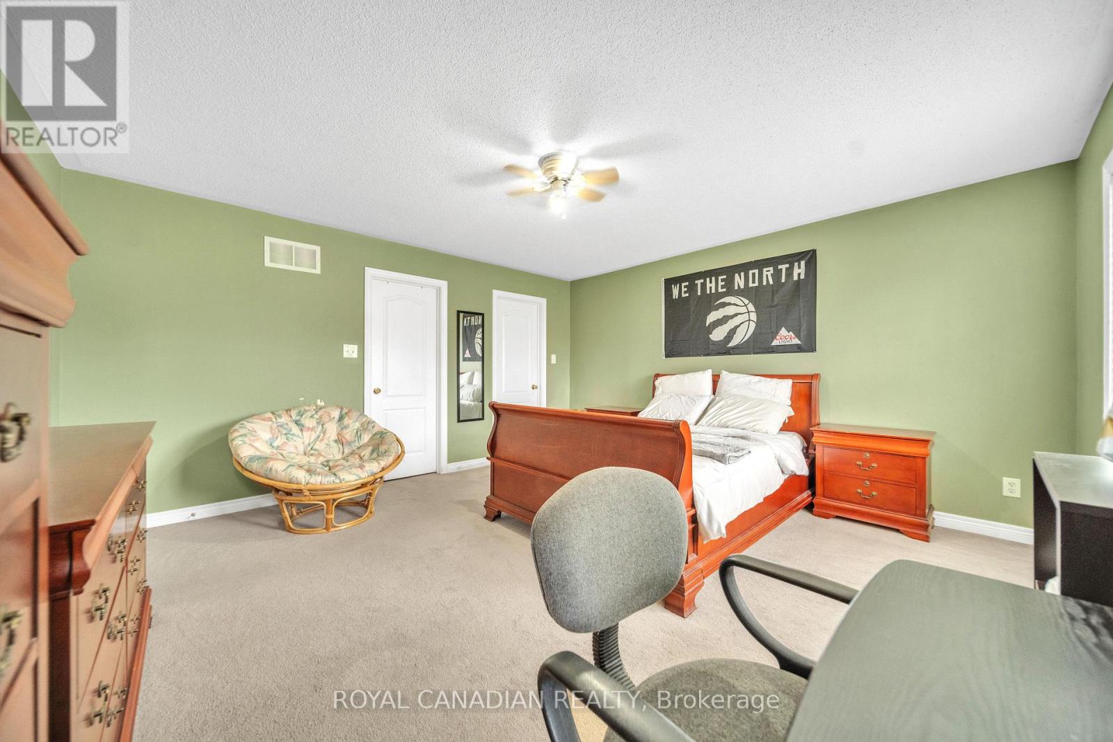 24 Powell Drive, Brampton, Ontario  L6R 0L1 - Photo 34 - W12482659