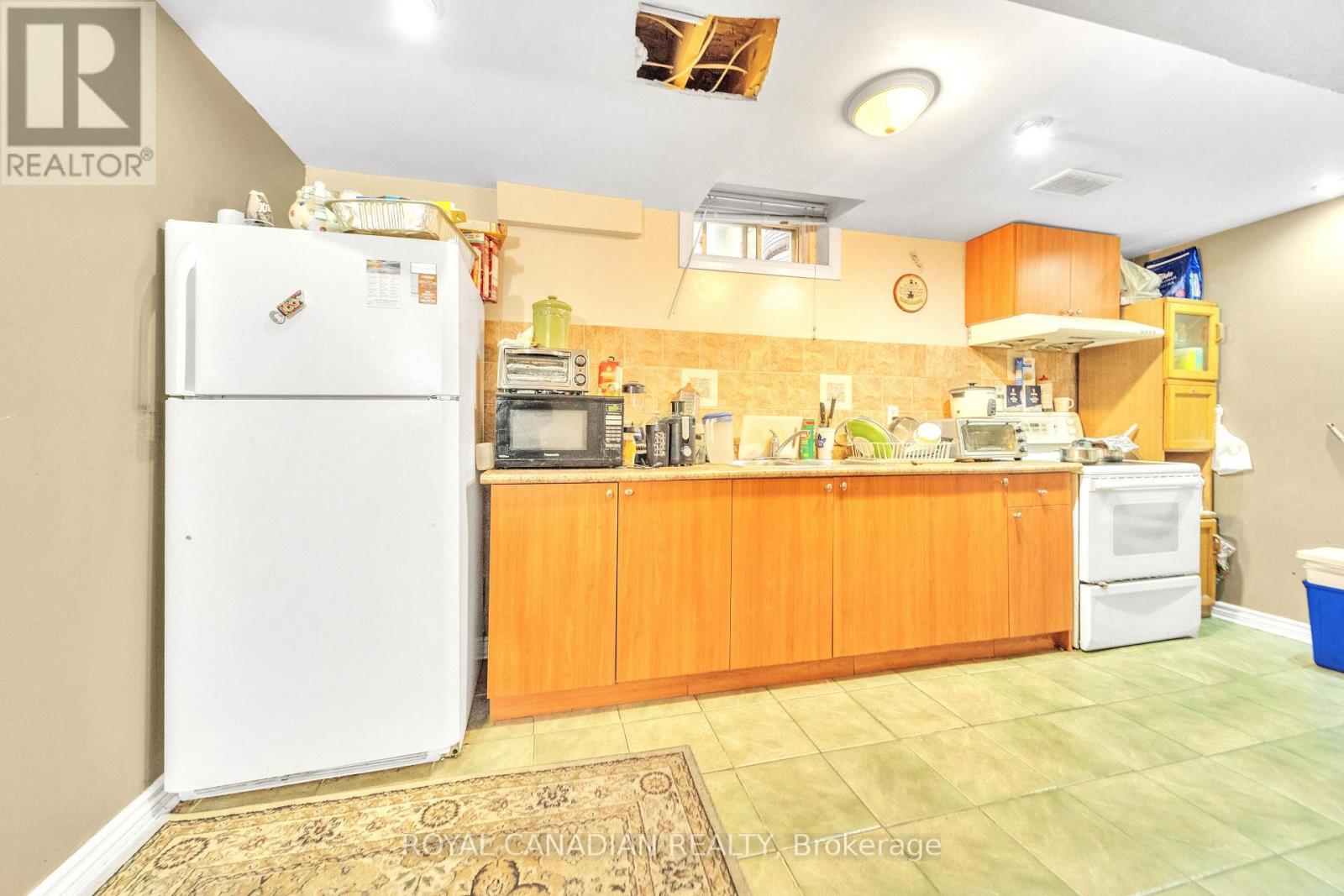 24 Powell Drive, Brampton, Ontario  L6R 0L1 - Photo 42 - W12482659