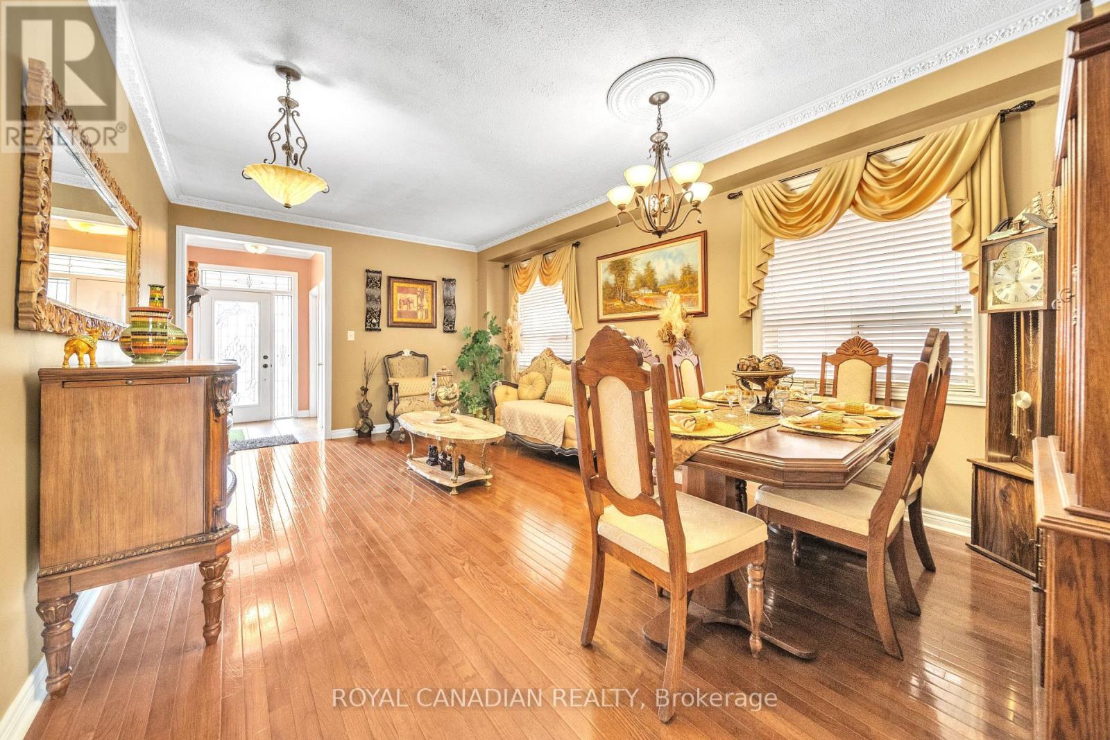 24 Powell Drive, Brampton, Ontario  L6R 0L1 - Photo 9 - W12482659