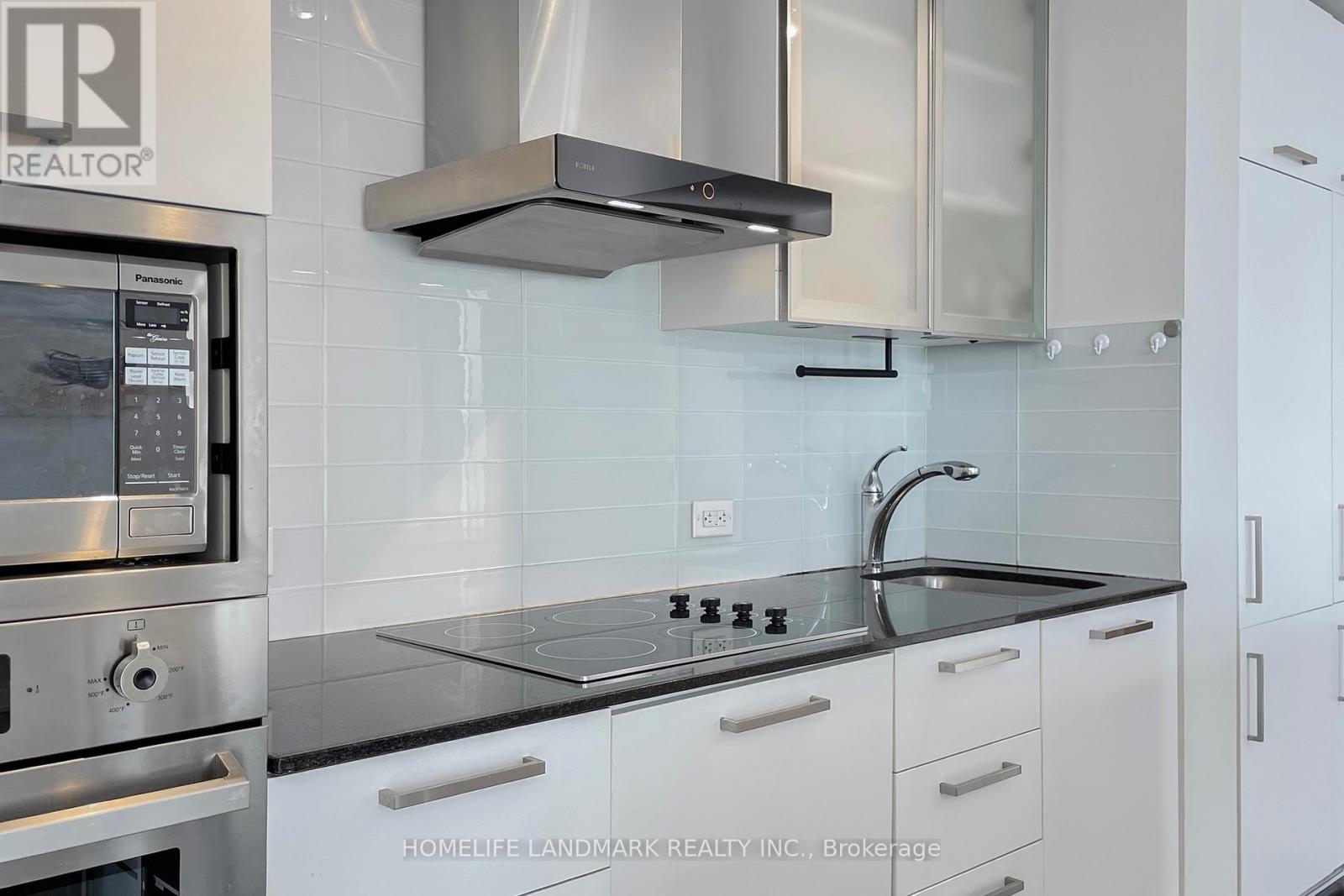 5903 - 14 York Street, Toronto, Ontario  M5J 0B1 - Photo 19 - C12482647