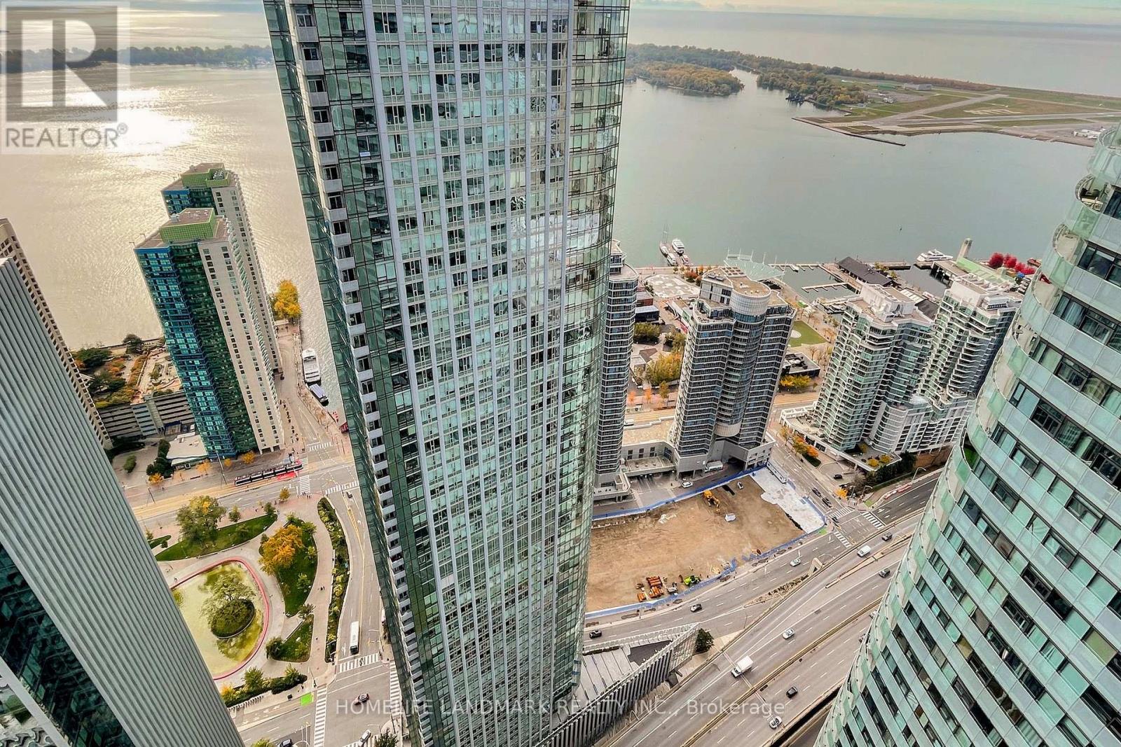 5903 - 14 York Street, Toronto, Ontario  M5J 0B1 - Photo 38 - C12482647