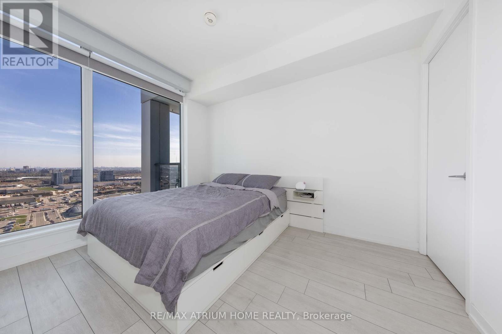 2706 - 950 Portage Parkway, Vaughan, Ontario  L4K 3Y6 - Photo 12 - N12482611