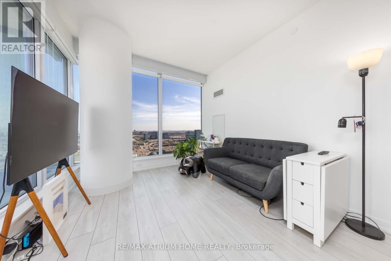 2706 - 950 Portage Parkway, Vaughan, Ontario  L4K 3Y6 - Photo 8 - N12482611