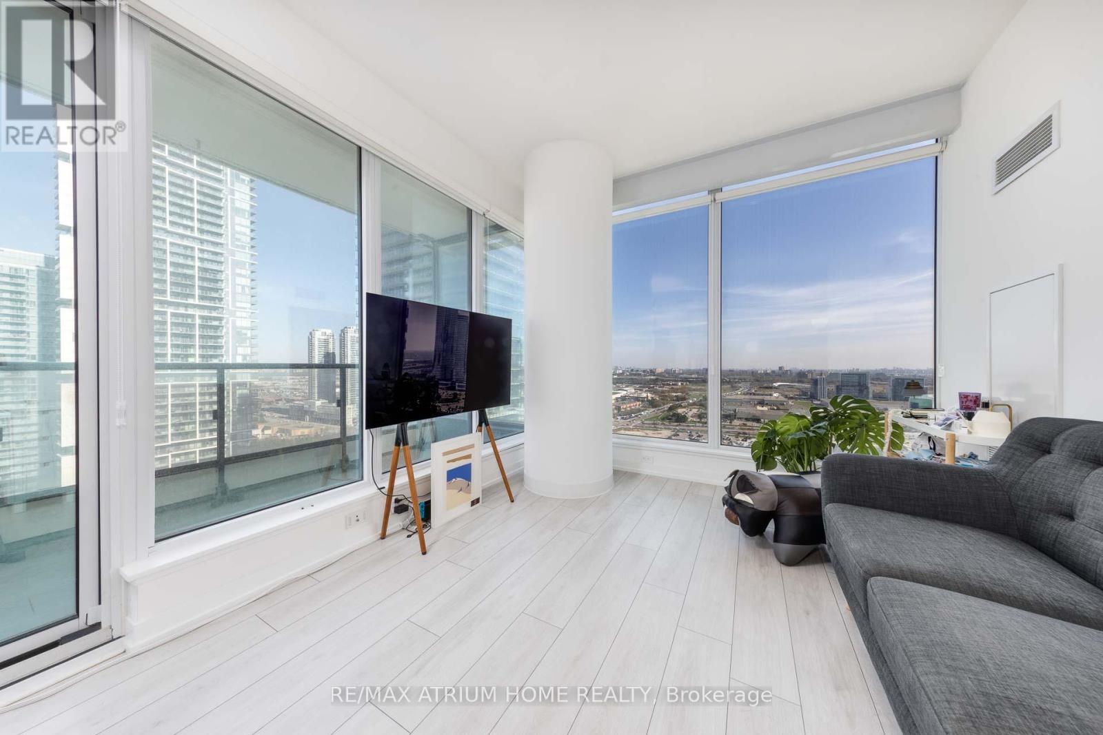 2706 - 950 Portage Parkway, Vaughan, Ontario  L4K 3Y6 - Photo 7 - N12482611