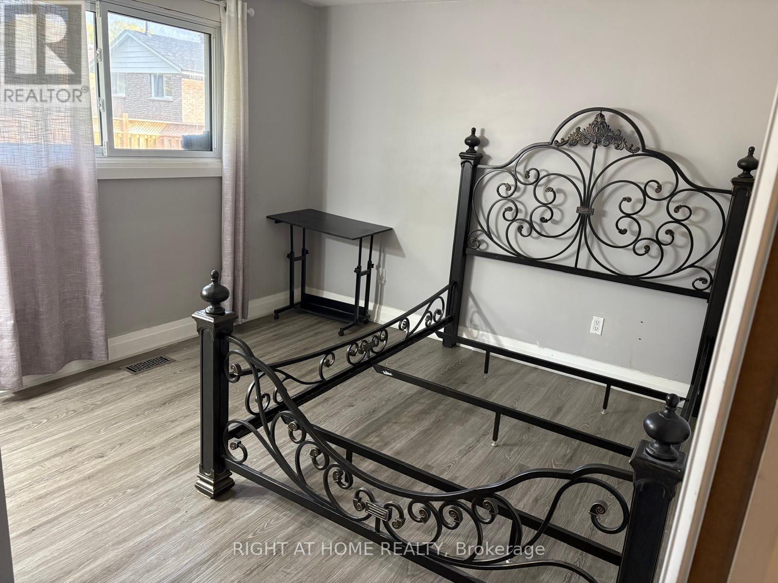 385 Montmorency Drive E, Hamilton, Ontario  L8K 5H5 - Photo 11 - X12482635