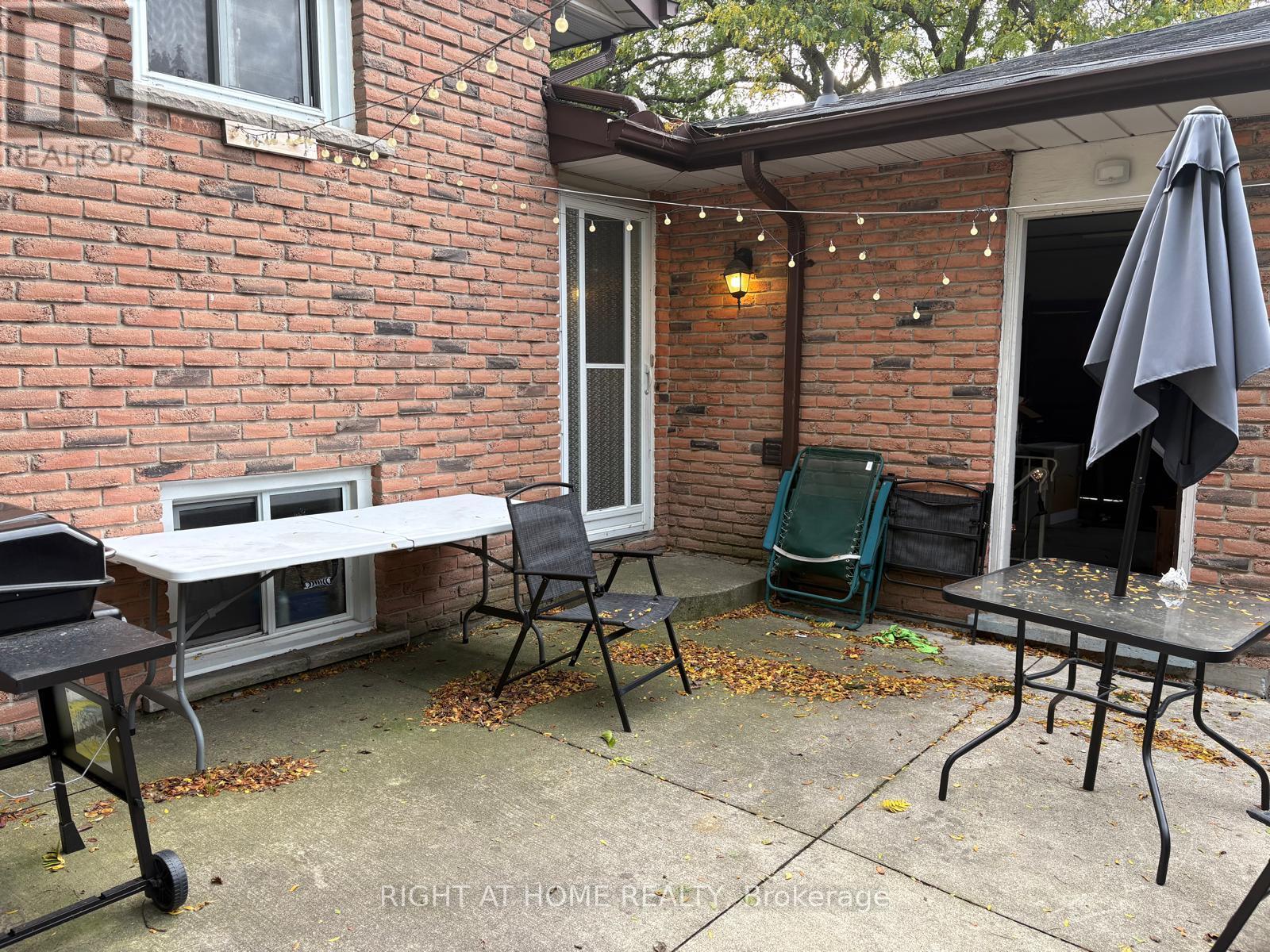 385 Montmorency Drive E, Hamilton, Ontario  L8K 5H5 - Photo 18 - X12482635