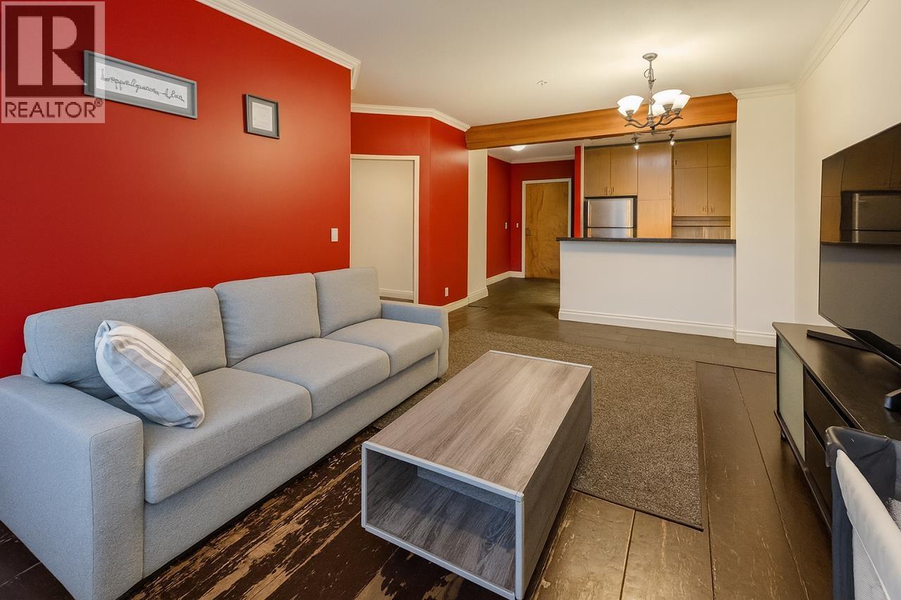 317 580 Raven Woods Drive, North Vancouver, British Columbia  V7G 2T2 - Photo 4 - R3061173