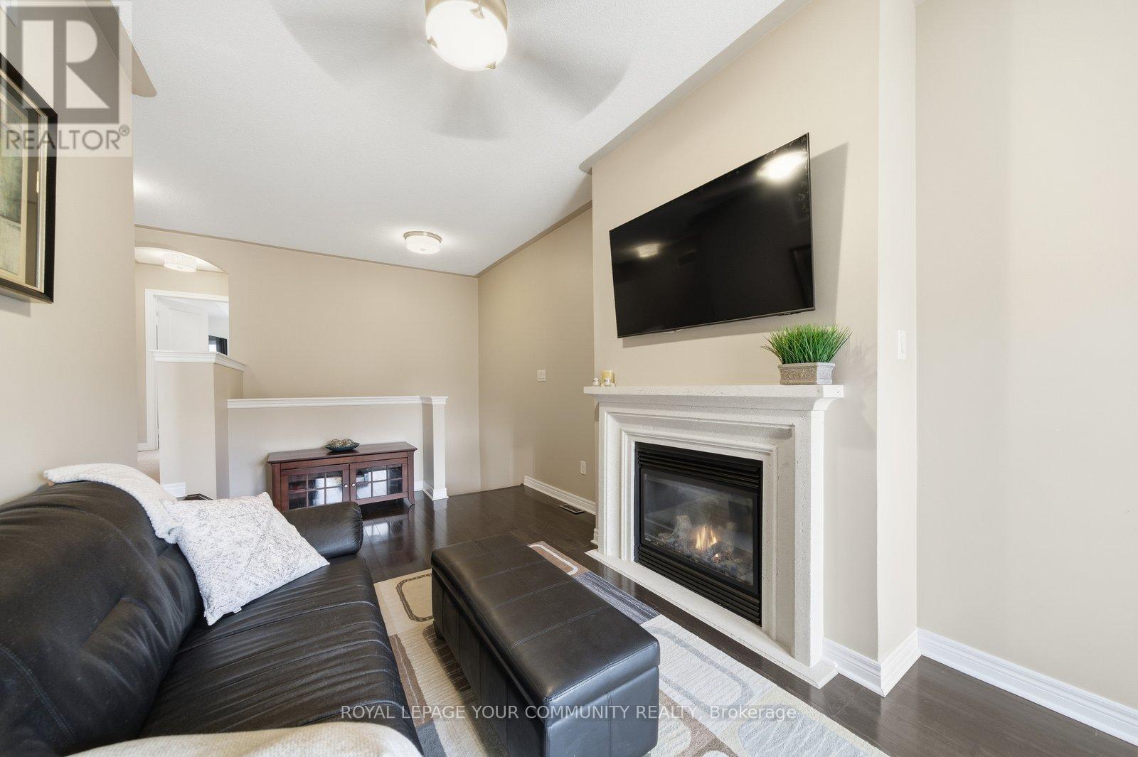 76 Mary Ellen Baker Crescent, Vaughan, Ontario  L4J 0G4 - Photo 11 - N12480772