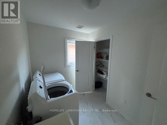 85 Phoenix Boulevard, Barrie, Ontario  L9J 0P7 - Photo 12 - S12429020