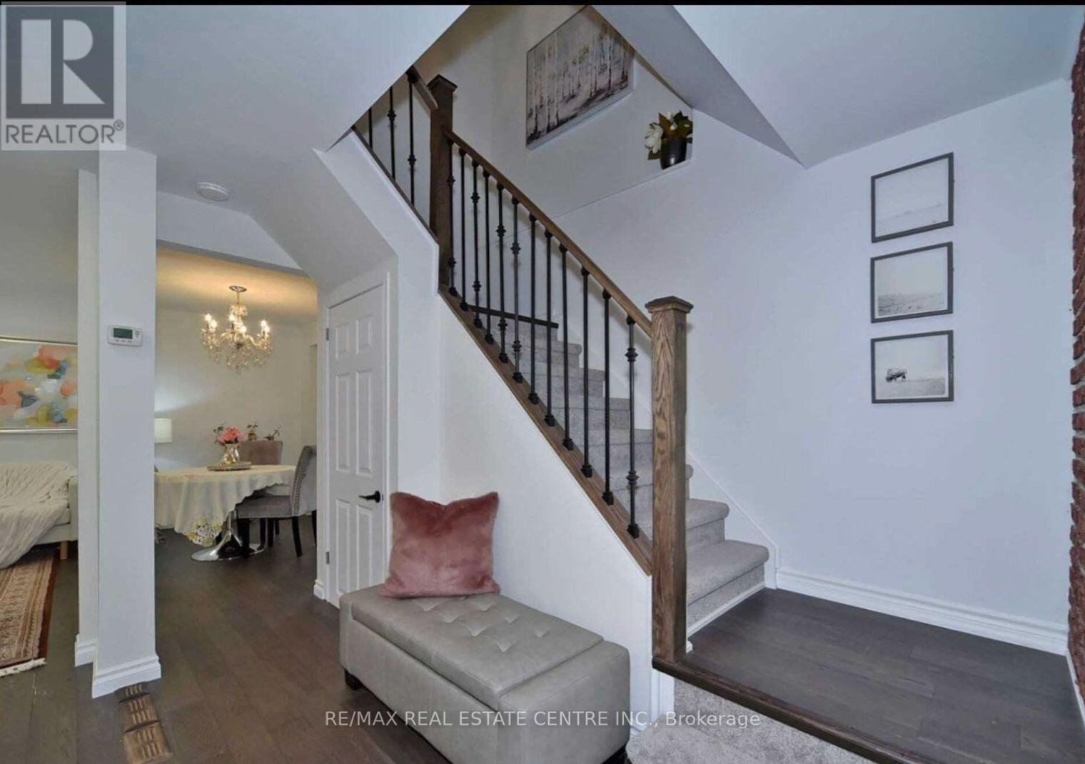25 Ivanic Court, Whitby, Ontario  L1N 6E3 - Photo 18 - E12482672