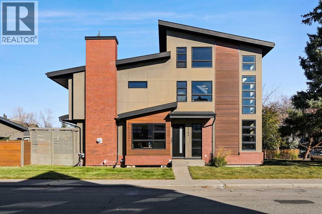 2702 28 Avenue SW, Calgary, Alberta