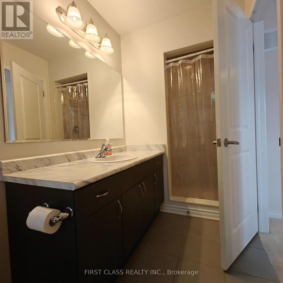 11 Tight Court, Milton, Ontario  L9T 8S3 - Photo 23 - W12482662