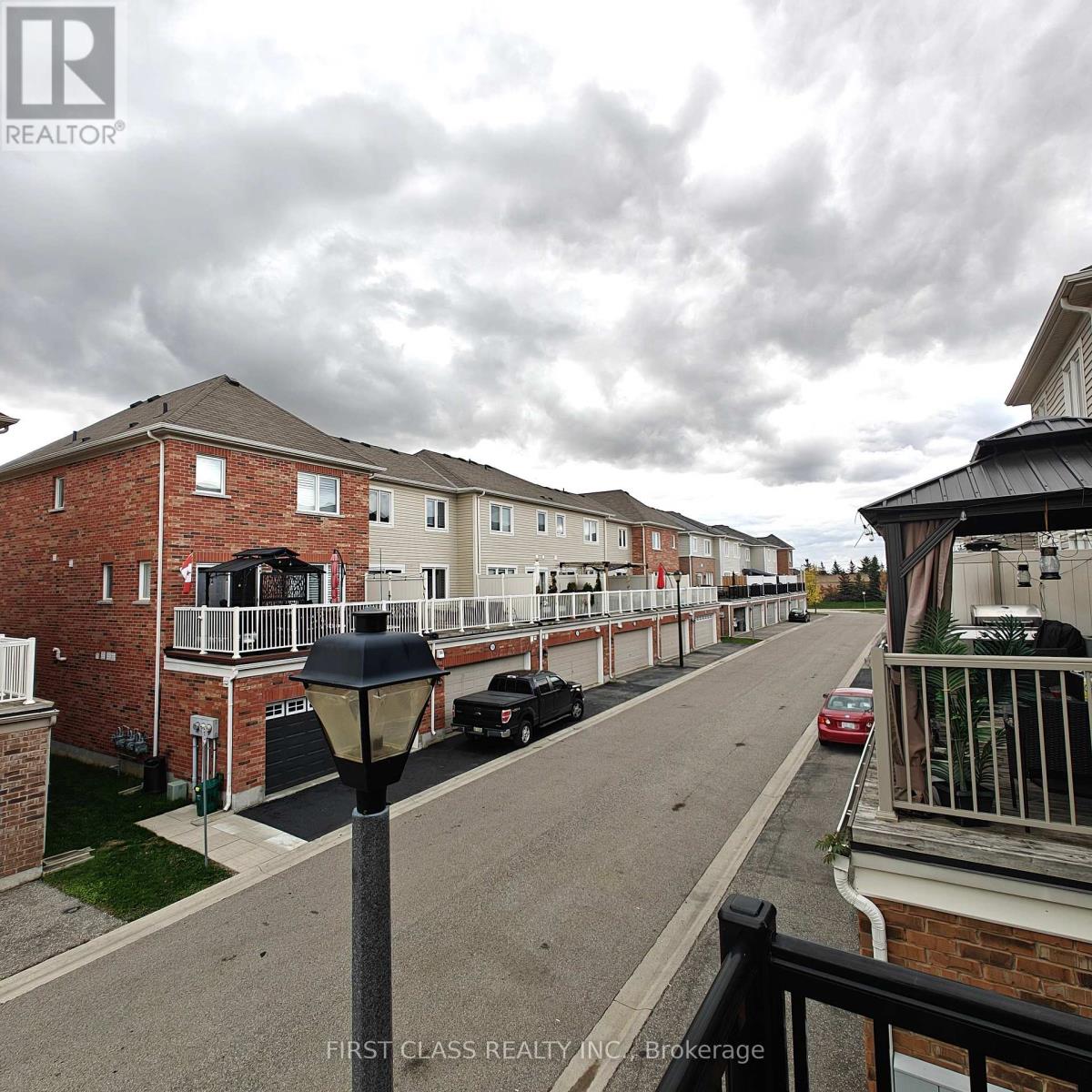 11 Tight Court, Milton, Ontario  L9T 8S3 - Photo 38 - W12482662