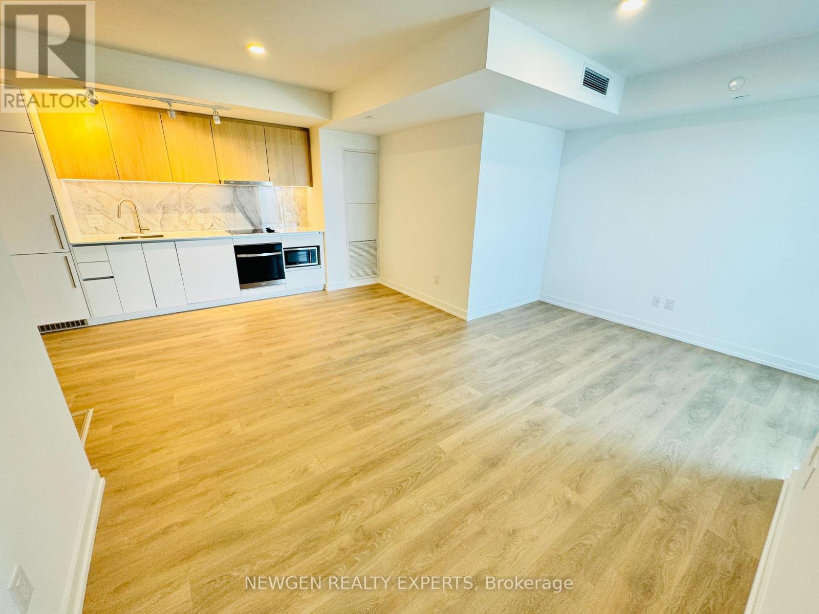 1205 - 1100 Sheppard Avenue W, Toronto, Ontario  M3K 0E4 - Photo 8 - W12482669