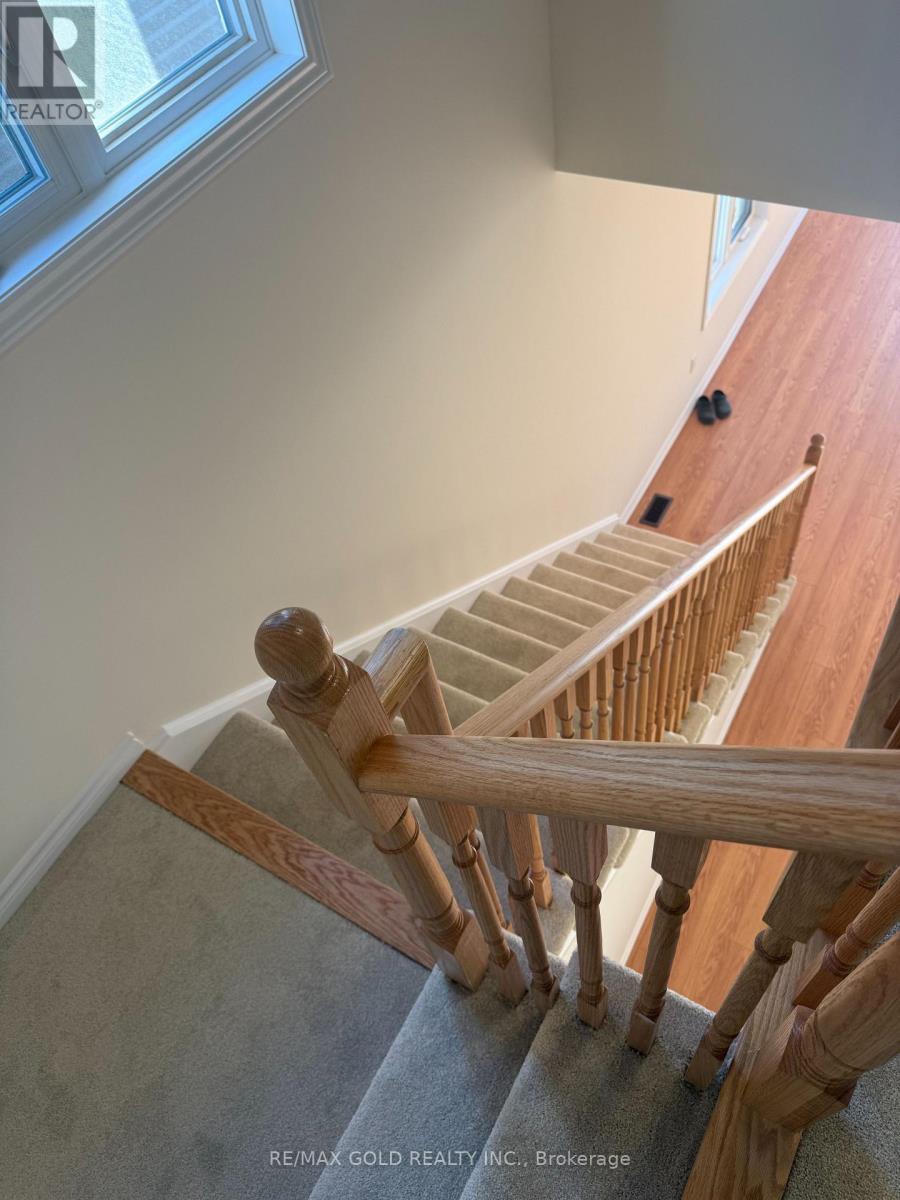185 Gear Avenue, Erin, Ontario  N0B 1T0 - Photo 5 - X12482661
