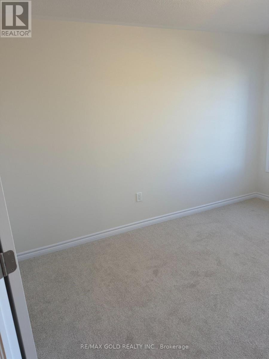 185 Gear Avenue, Erin, Ontario  N0B 1T0 - Photo 6 - X12482661