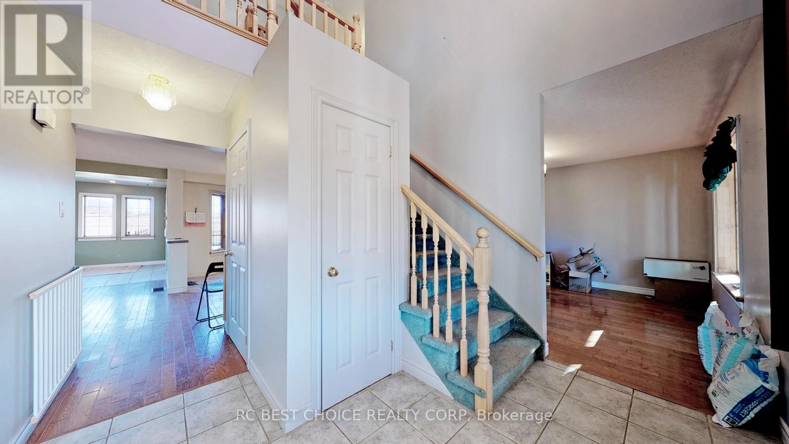 571 Hickory Beach Road, Kawartha Lakes, Ontario  K0M 1N0 - Photo 9 - X12482667