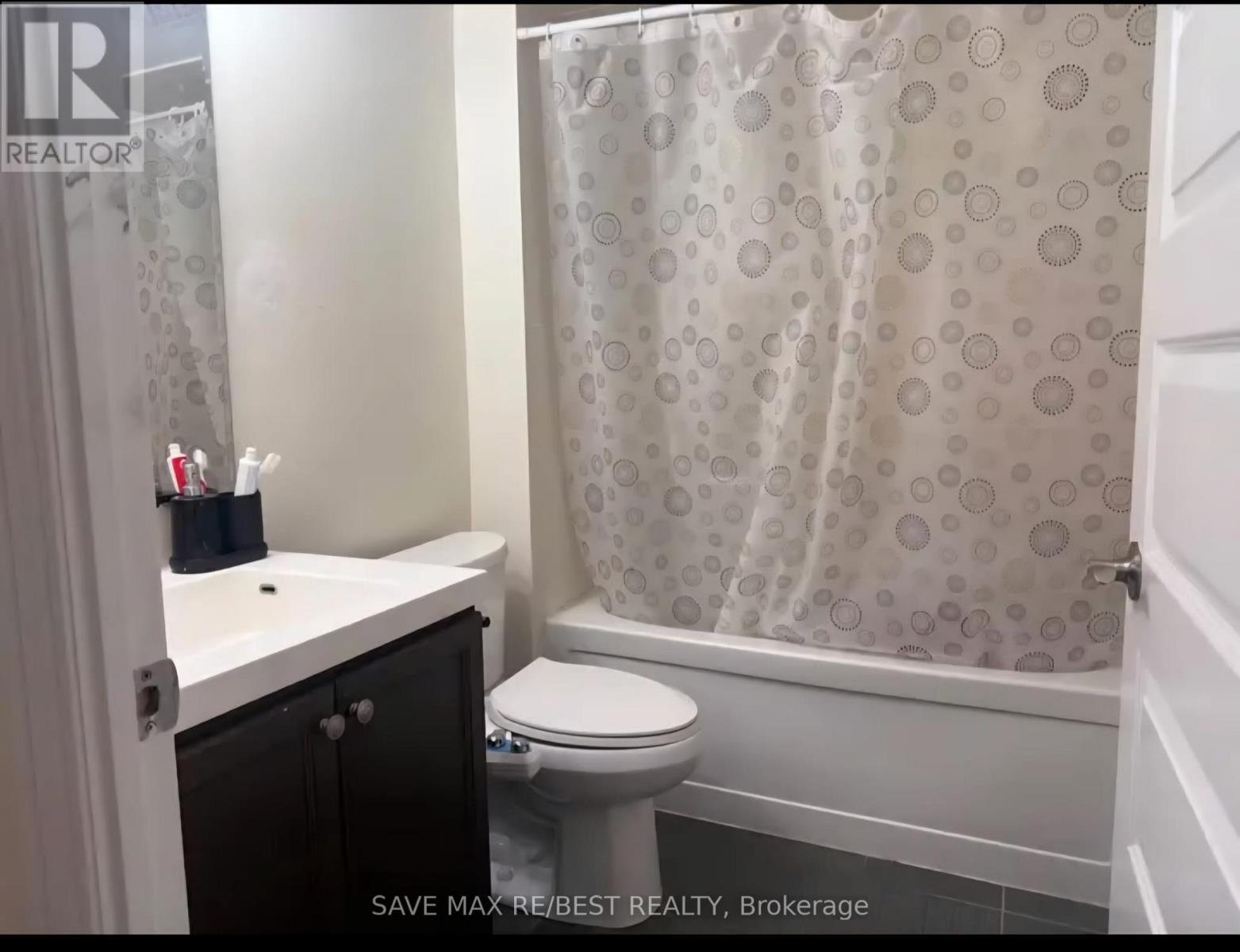 2207 - 215 Queen Street, Brampton, Ontario  L6W 0A9 - Photo 13 - W12481992