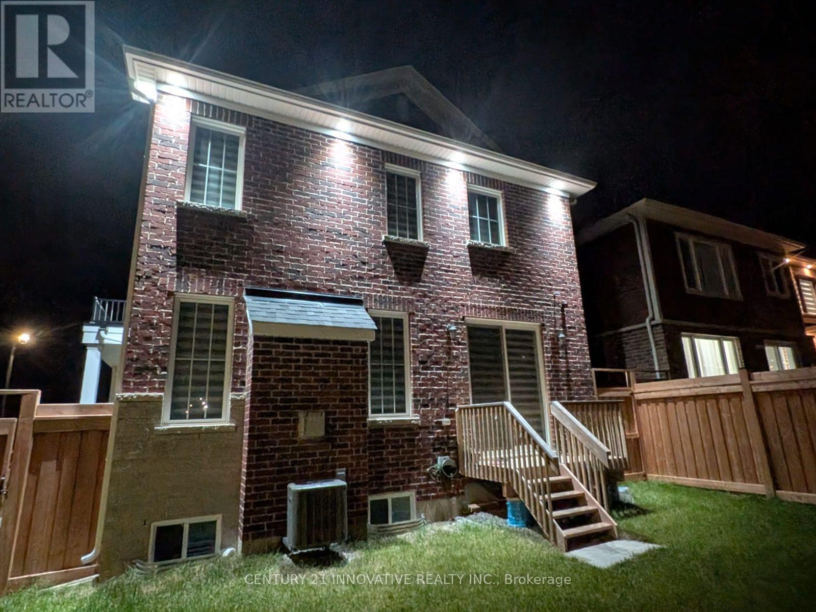 568 Boyd Lane, Milton, Ontario  L9E 1W6 - Photo 5 - W12482388