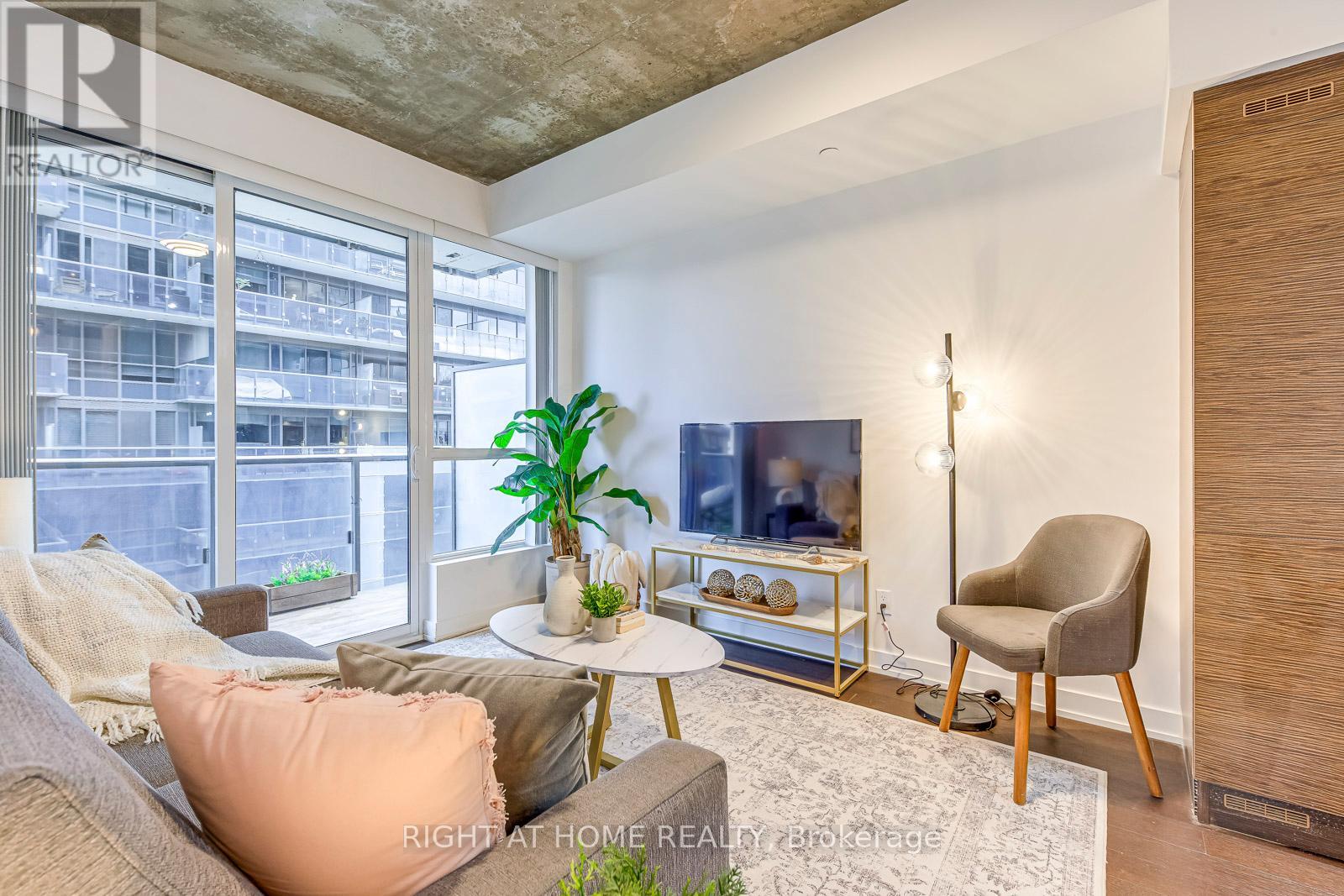 748 - 1030 King Street W, Toronto, Ontario  M6K 0B4 - Photo 10 - C12482691