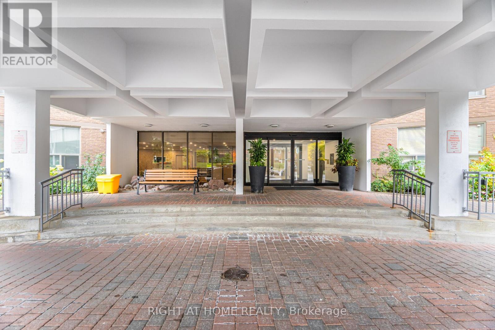 505 - 5 Vicora Linkway Way, Toronto, Ontario  M3C 1A5 - Photo 16 - C12482336