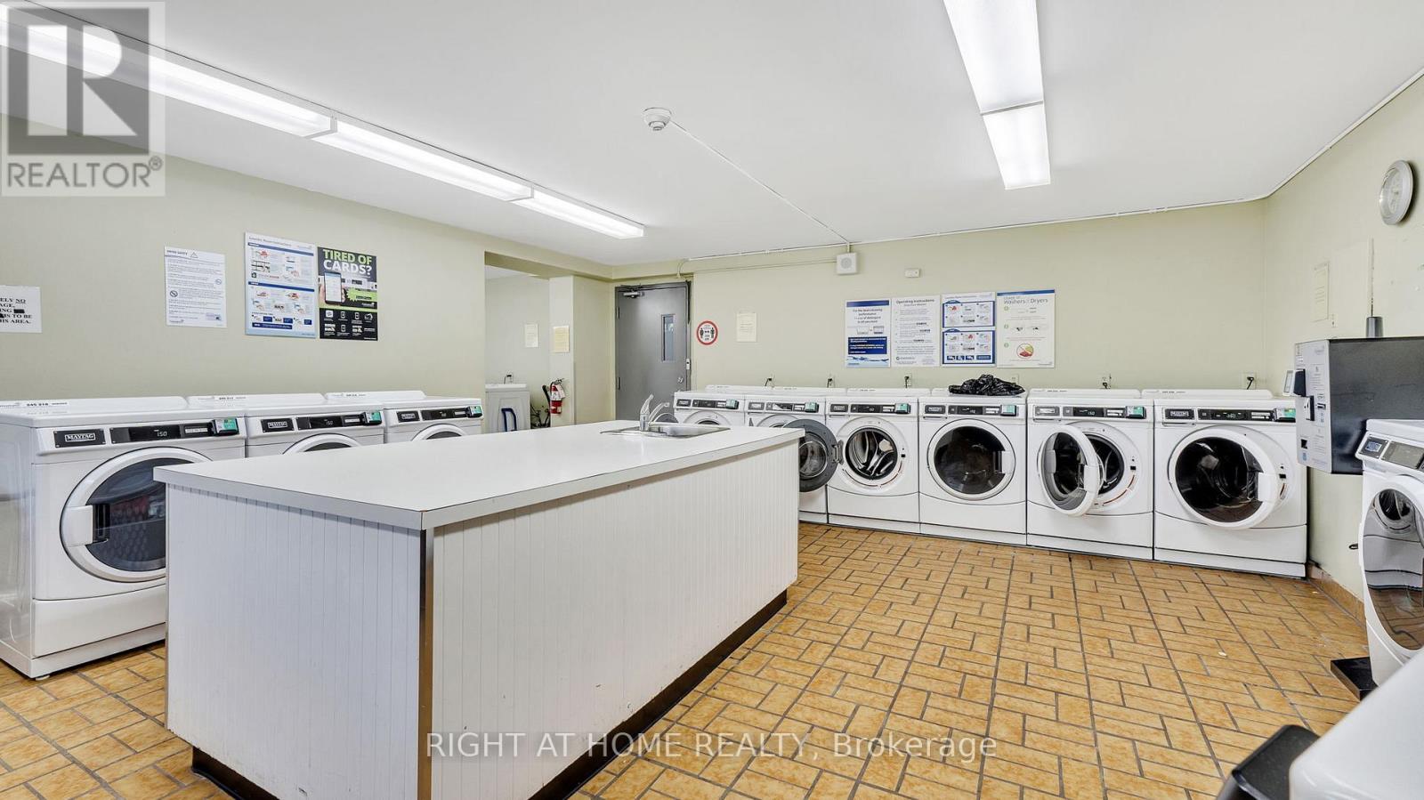 505 - 5 Vicora Linkway Way, Toronto, Ontario  M3C 1A5 - Photo 12 - C12482336