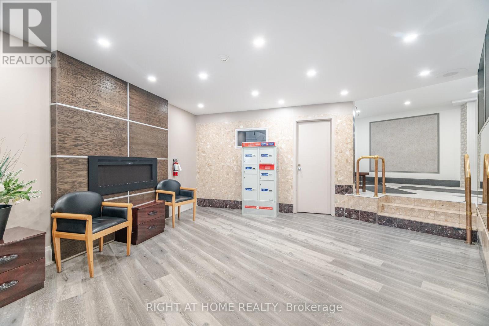 505 - 5 Vicora Linkway Way, Toronto, Ontario  M3C 1A5 - Photo 18 - C12482336