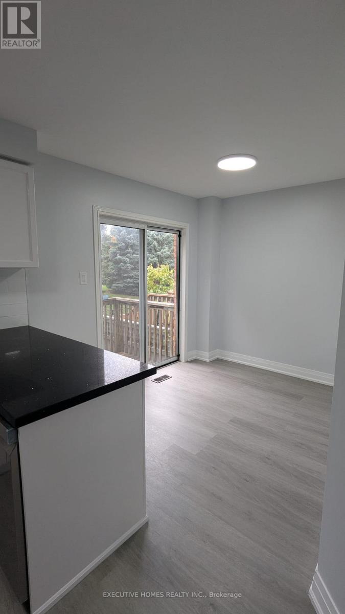 60 - 2665 Thomas Street, Mississauga, Ontario  L5M 6G6 - Photo 14 - W12477275