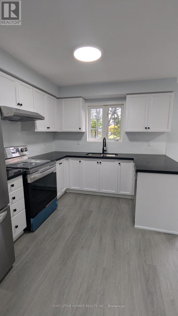 60 - 2665 Thomas Street, Mississauga, Ontario  L5M 6G6 - Photo 13 - W12477275