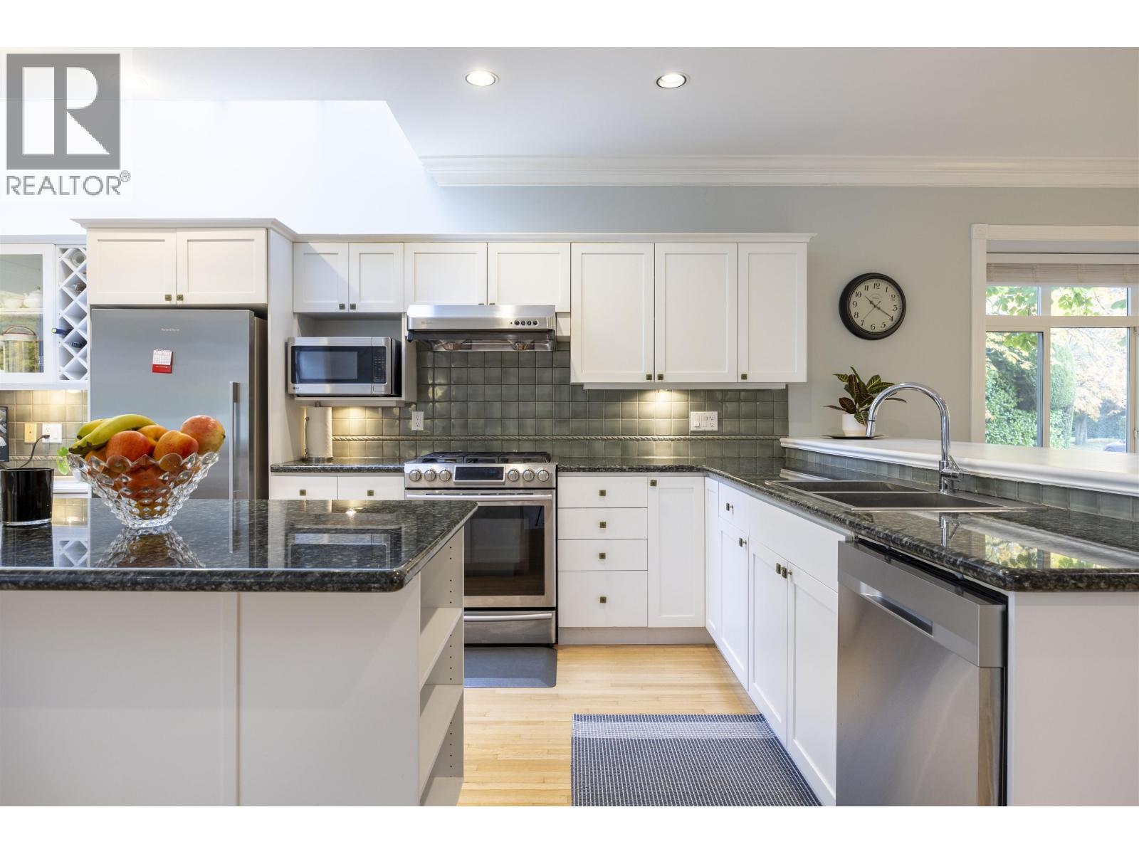 4203 W 14th Avenue, Vancouver, British Columbia  V6R 2X7 - Photo 14 - R3060118