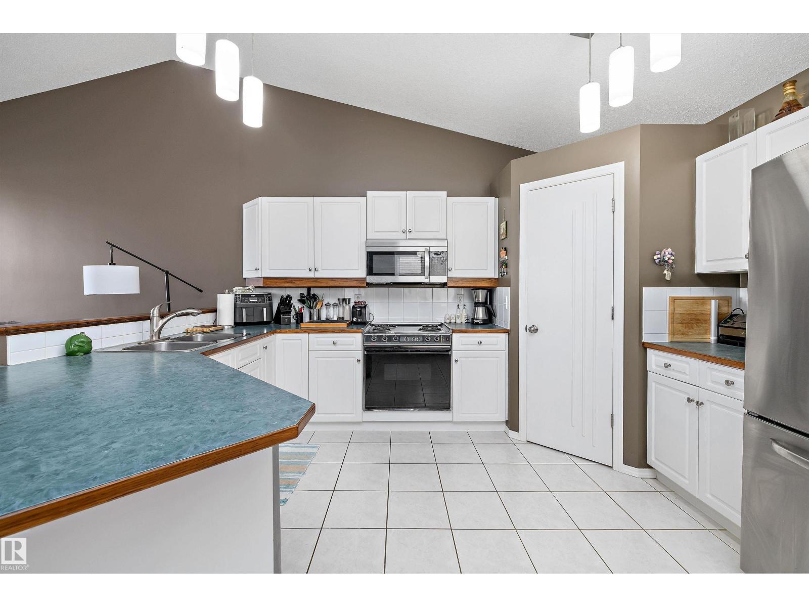 #20 11717 9b Av Nw, Edmonton, Alberta  T6J 7B7 - Photo 14 - E4463570