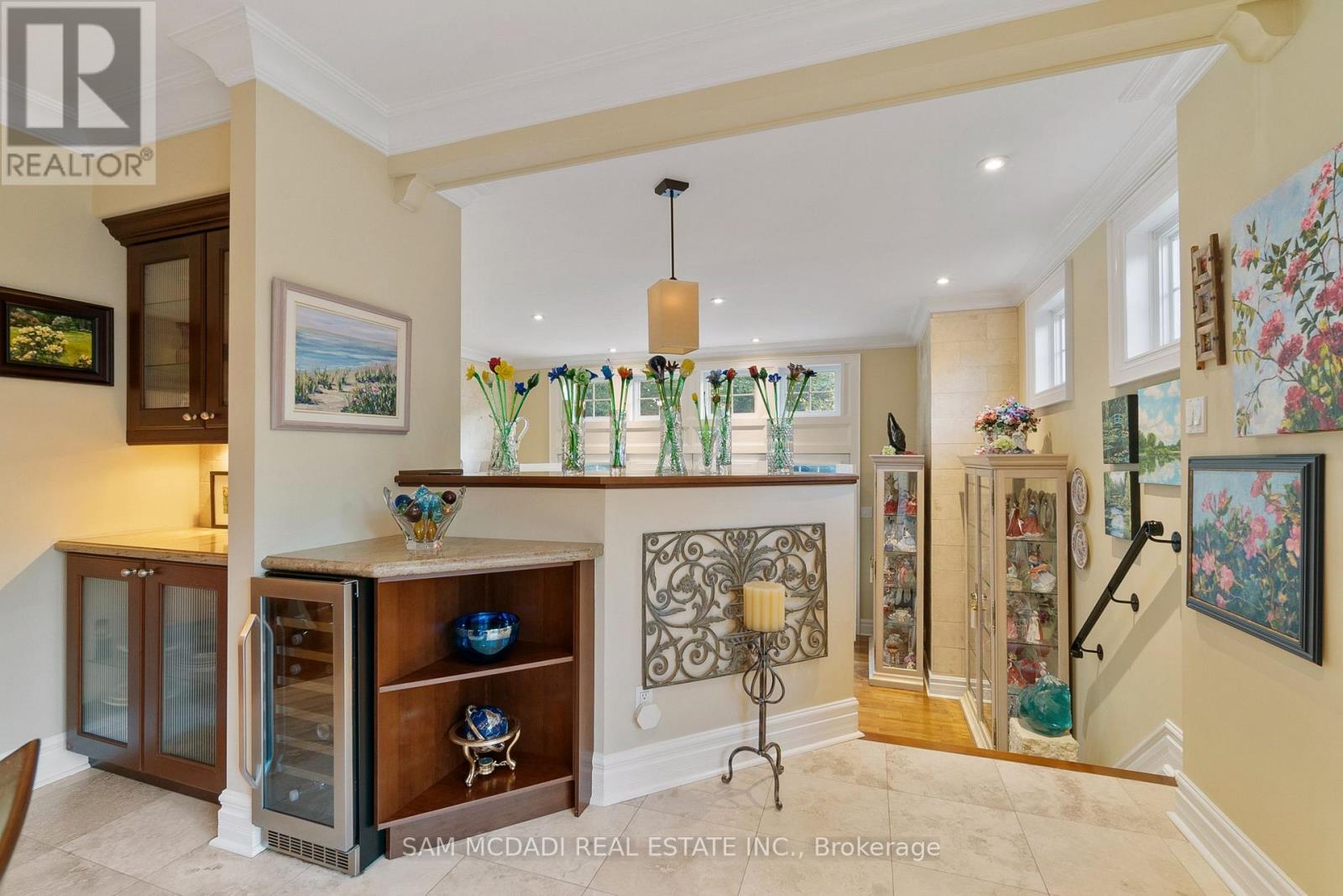 1522 Glenhill Crescent, Mississauga, Ontario  L5H 3C5 - Photo 11 - W12482685