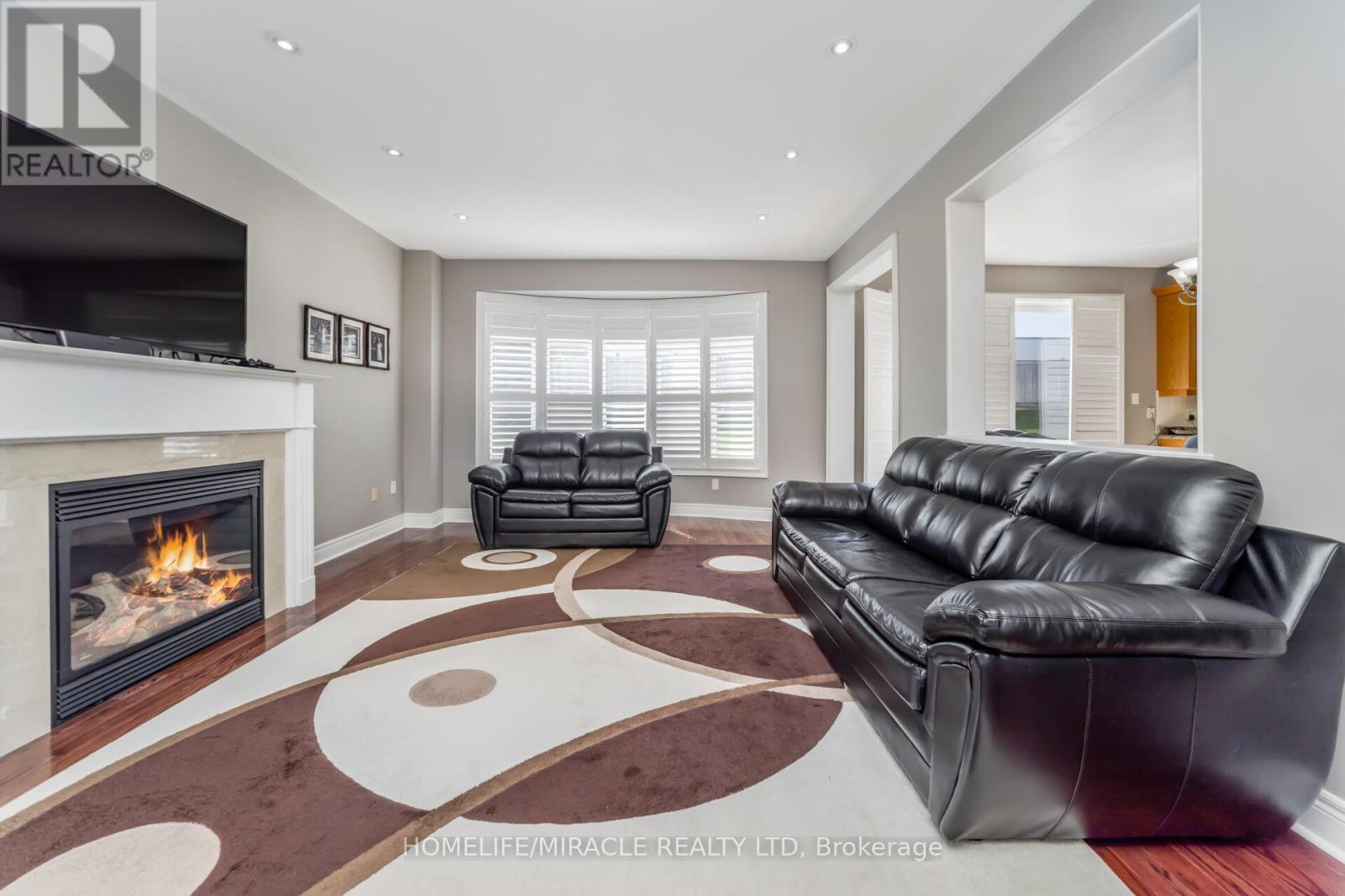 32 Xavier Court, Brampton, Ontario  L6Y 5S1 - Photo 18 - W12482695