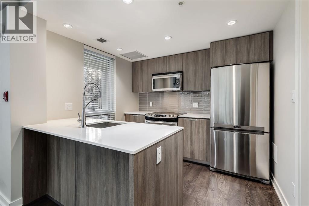 638 14 Avenue Sw, Calgary, Alberta  T2R 0m8 - Photo 8 - A2264680